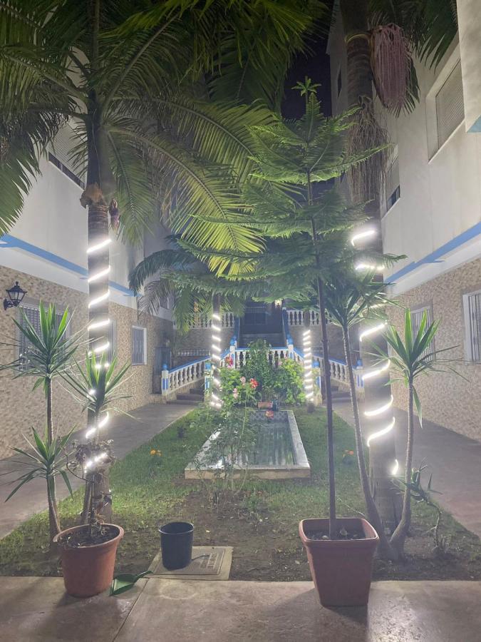 Appartement Martil 3 chambres proche de centre ville 5mn à pied et la plage 10mn à pied Esterno foto